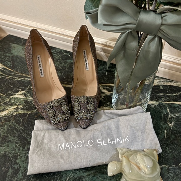 Manolo Blahnik Hangisi Glitter Pumps - Dark Gold Glitter Jewel Buckle Pump - Picture 3 of 10